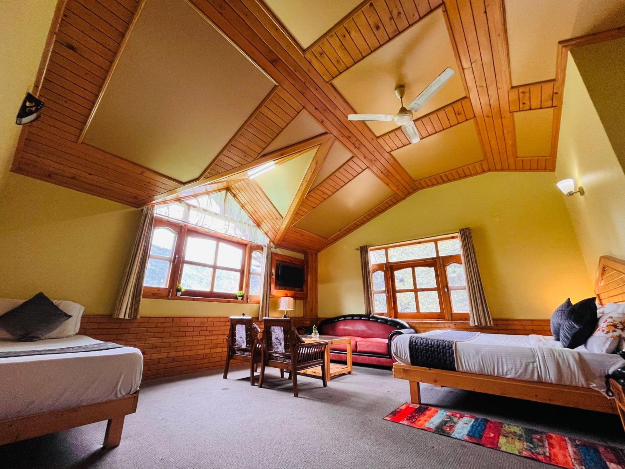 The Hollywood Vibes - #Riverview #Premium Rooms #Prime Location #Most Awarded #Parking #Top Rated #Open Terrace #Best Selling Hotel In Manali Exterior photo