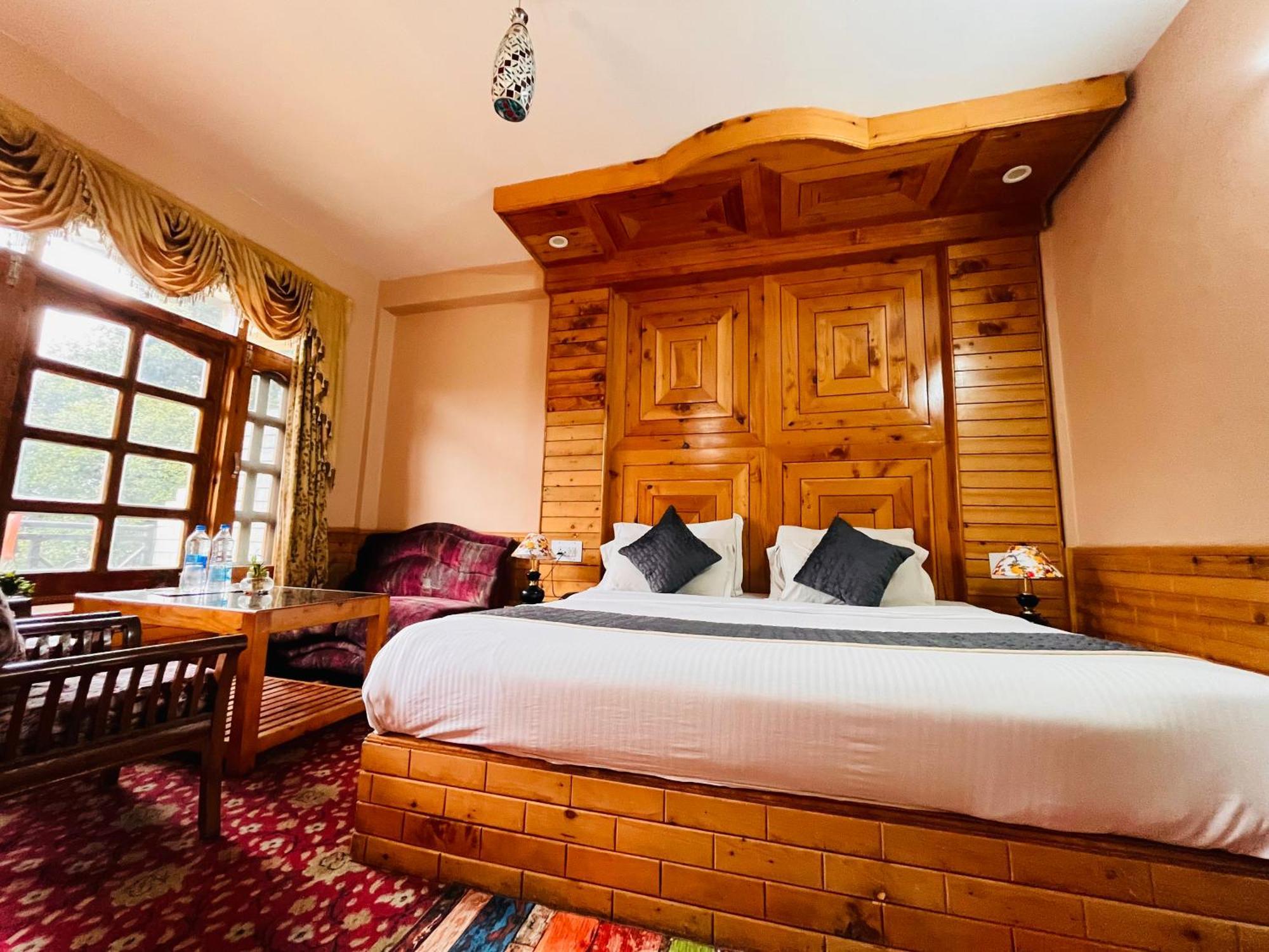 The Hollywood Vibes - #Riverview #Premium Rooms #Prime Location #Most Awarded #Parking #Top Rated #Open Terrace #Best Selling Hotel In Manali Exterior photo