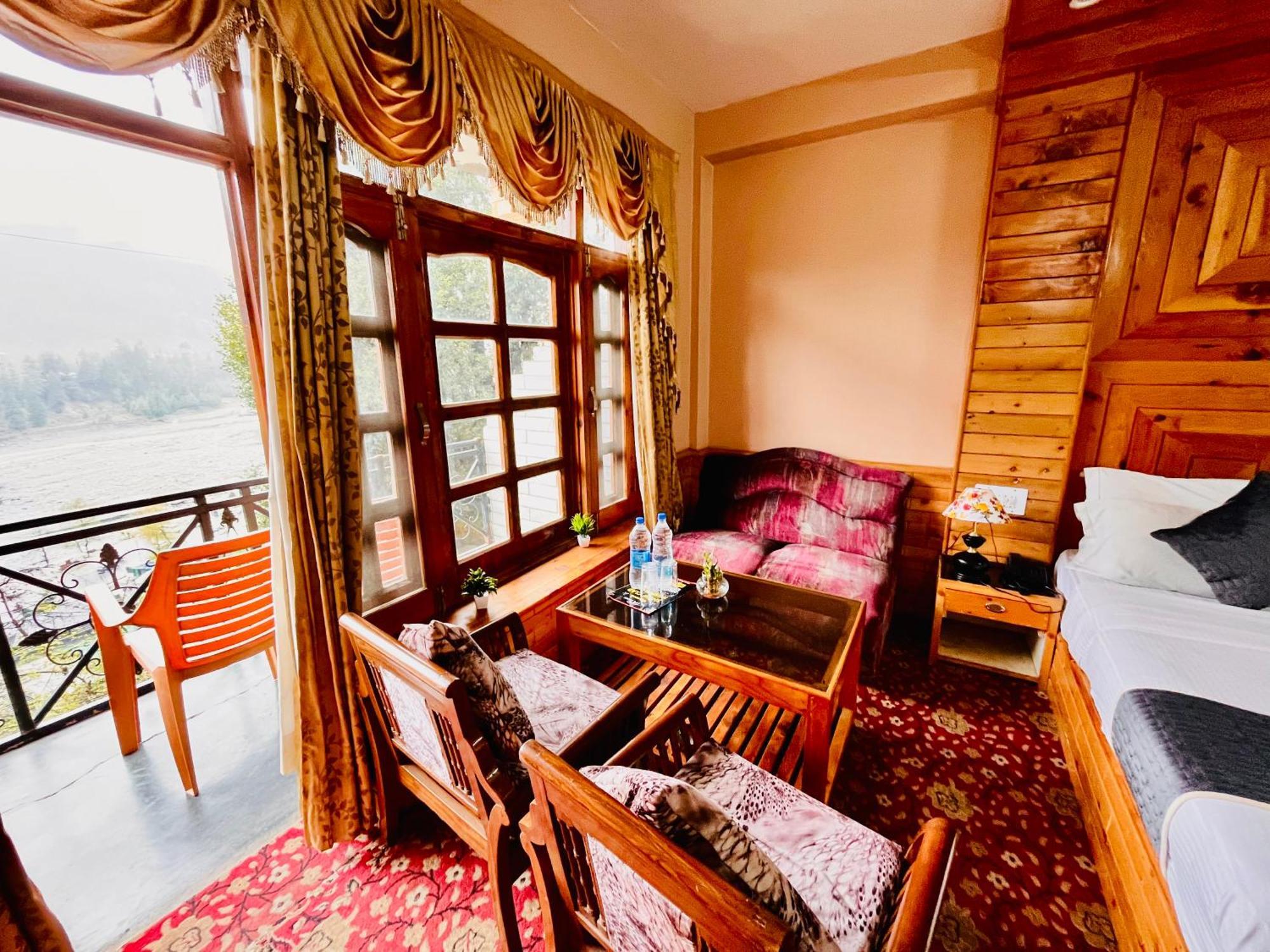 The Hollywood Vibes - #Riverview #Premium Rooms #Prime Location #Most Awarded #Parking #Top Rated #Open Terrace #Best Selling Hotel In Manali Exterior photo